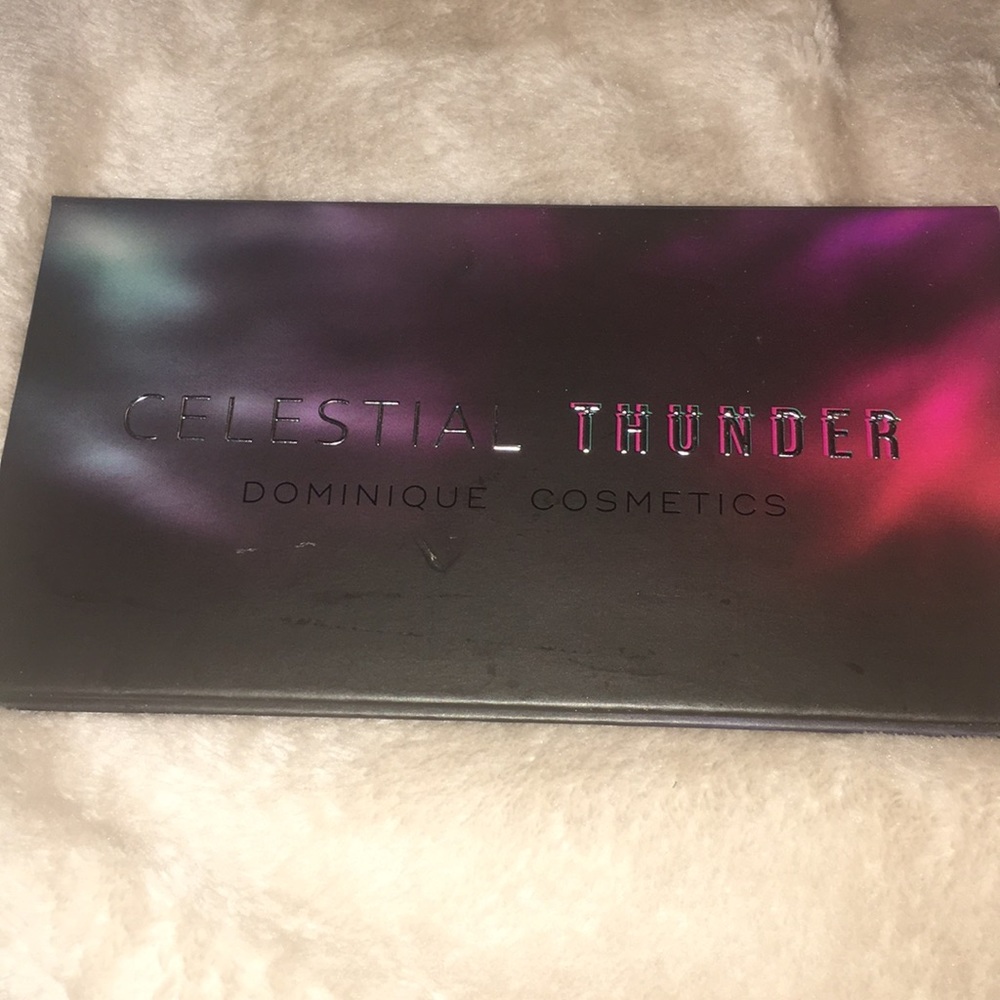 Dominique Cosmetics eyeshadow palette